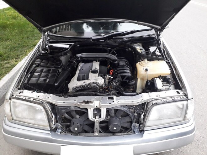 Mercedes C 230 1996, 300,000 km - 2.3 l - Sumqayıt