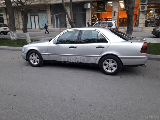 Mercedes C 230 1996, 300,000 km - 2.3 l - Sumqayıt