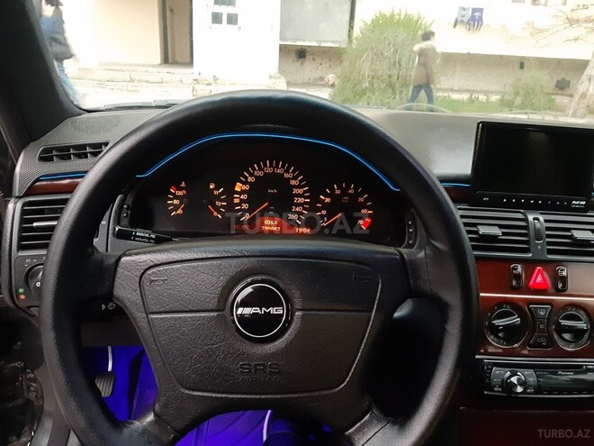 Mercedes E 320 1995, 395,000 km - 3.2 л - Bakı
