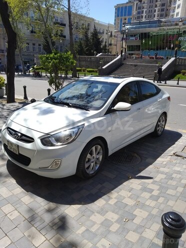 Hyundai Accent 2011, 165,000 km - 1.6 l - Bakı