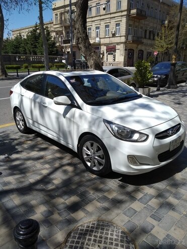 Hyundai Accent 2011, 165,000 km - 1.6 l - Bakı