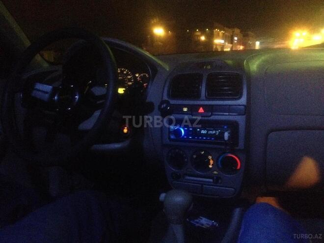 Hyundai Accent 2004, 10,000 km - 1.6 l - Bakı
