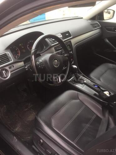 Volkswagen Passat 2014, 95,000 km - 1.8 л - Bakı