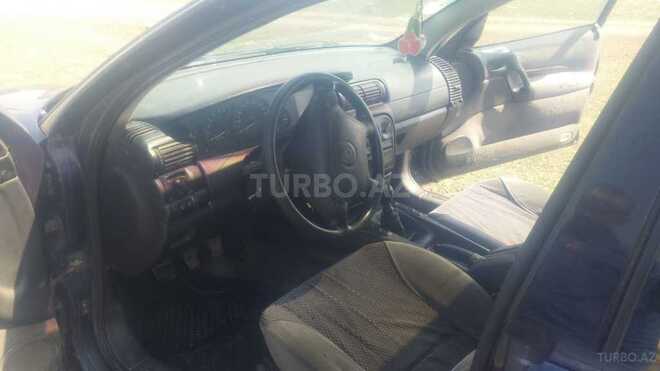 Opel Omega 1995, 345,890 km - 2.0 л - Göygöl