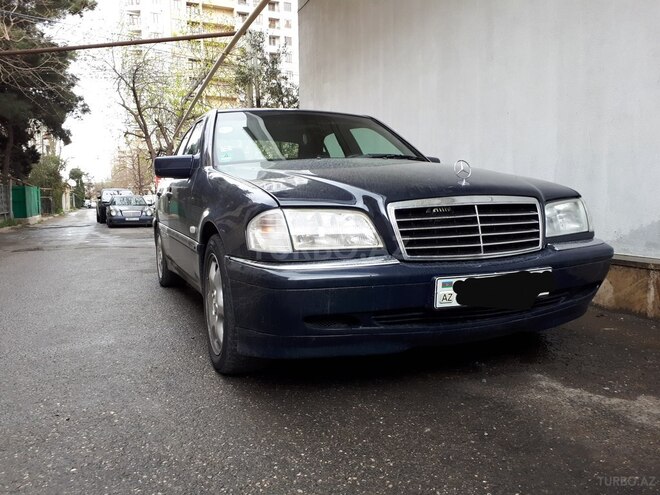 Mercedes C 240 1999, 230,000 km - 2.4 l - Bakı