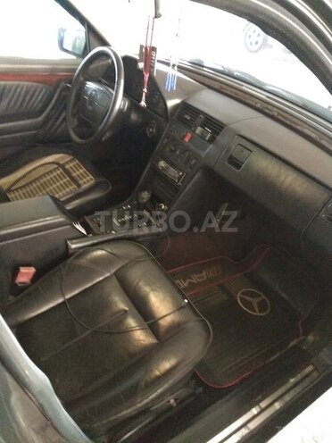 Mercedes C 220 1994, 410,000 km - 2.2 л - Bakı