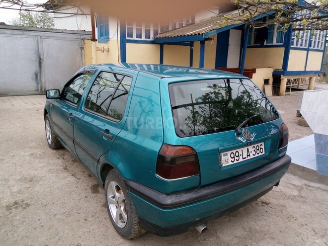 Volkswagen Golf 1994, 194,000 km - 1.6 l - Hacıqabul