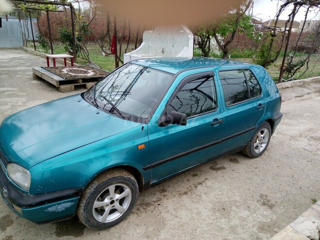 Volkswagen Golf 1994, 194,000 km - 1.6 l - Hacıqabul