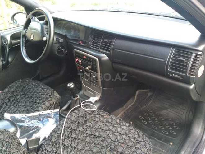 Opel Vectra 1998, 357,000 km - 1.8 l - Qax