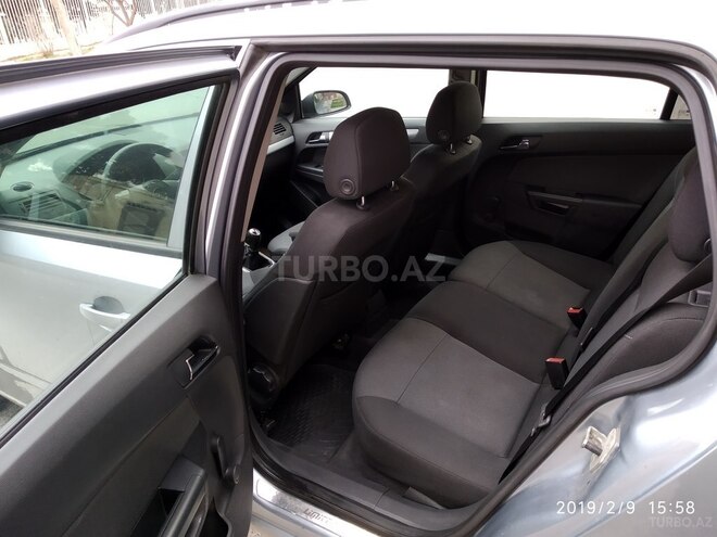 Opel Astra 2006, 224,000 km - 1.4 l - Bakı