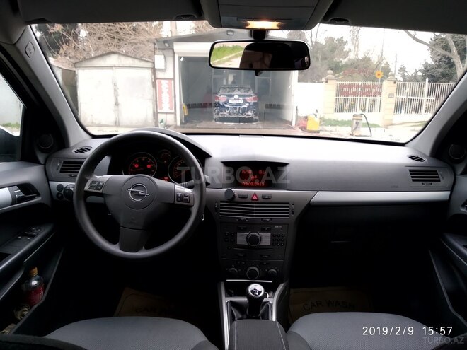 Opel Astra 2006, 224,000 km - 1.4 l - Bakı