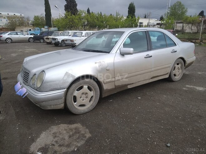 Mercedes E 200 1996, 390,000 km - 2.0 л - Gəncə