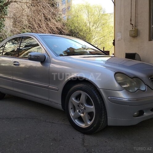 Mercedes C 200 2001, 250,000 km - 2.0 l - Bakı