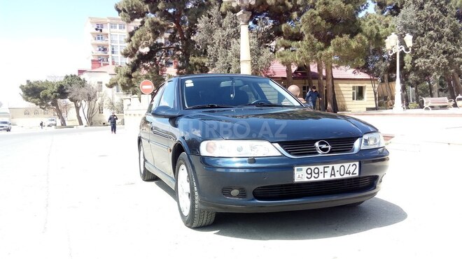 Opel Vectra 2001, 256,000 km - 1.8 л - Bakı