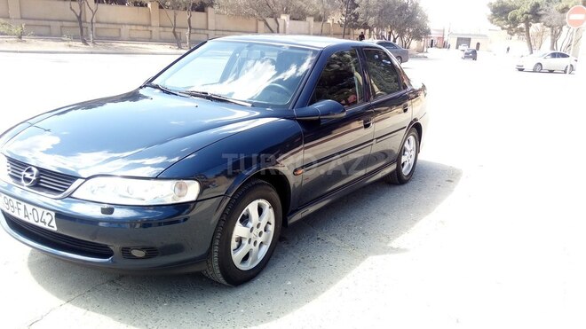 Opel Vectra 2001, 256,000 km - 1.8 л - Bakı