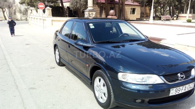 Opel Vectra 2001, 256,000 km - 1.8 л - Bakı