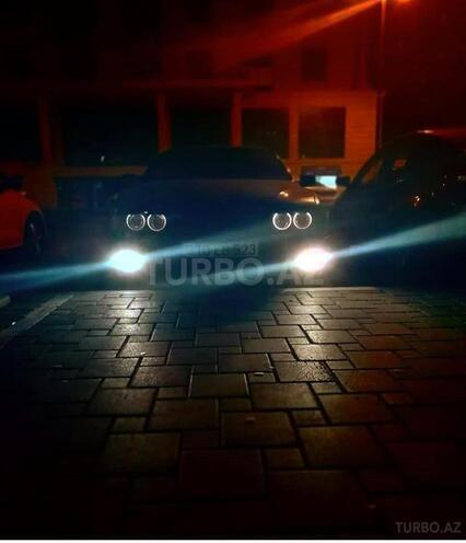 BMW 523 1997, 270,000 km - 2.5 l - Bakı