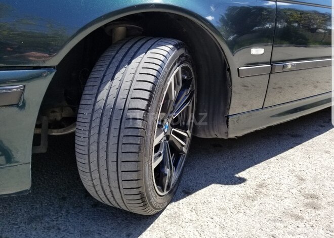 BMW 523 1997, 270,000 km - 2.5 l - Bakı