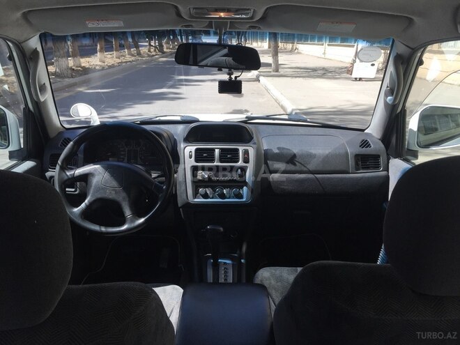 Mitsubishi Pajero io 2001, 281,000 km - 2.0 л - Bakı