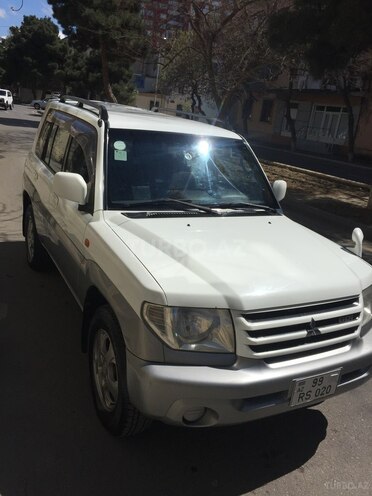 Mitsubishi Pajero io 2001, 281,000 km - 2.0 л - Bakı