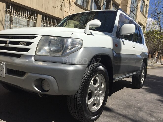 Mitsubishi Pajero io 2001, 281,000 km - 2.0 л - Bakı