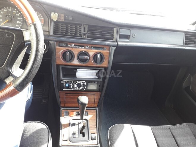 Mercedes 190 1993, 2,546,891 km - 2.0 l - Bakı