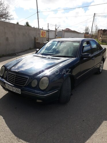 Mercedes E 320 1999, 244,000 km - 3.2 l - Bakı