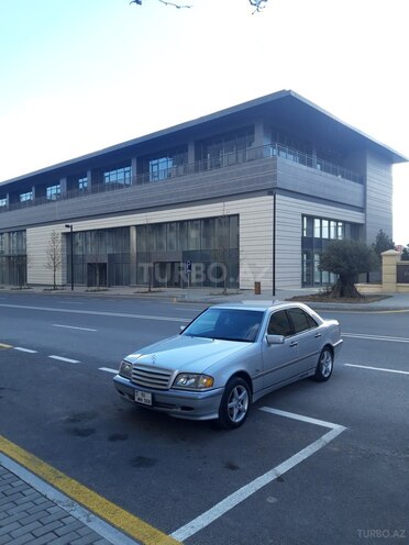 Mercedes C 240 1999, 208,800 km - 2.4 l - Bakı