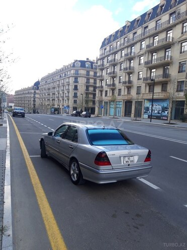 Mercedes C 240 1999, 208,800 km - 2.4 l - Bakı