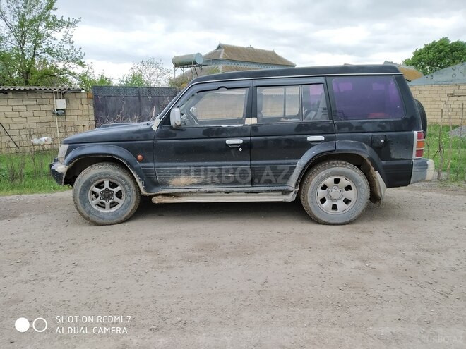 Mitsubishi Pajero 1994, 300,000 km - 2.0 l - Bakı