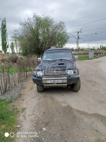 Mitsubishi Pajero 1994, 300,000 km - 2.0 l - Bakı