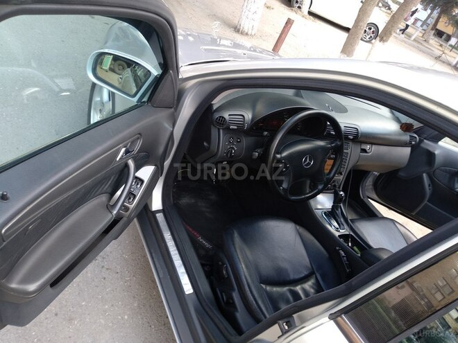 Mercedes C 240 2001, 175,334 km - 2.6 l - Sumqayıt