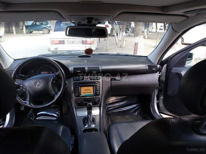 Mercedes C 240 2001, 175,334 km - 2.6 l - Sumqayıt