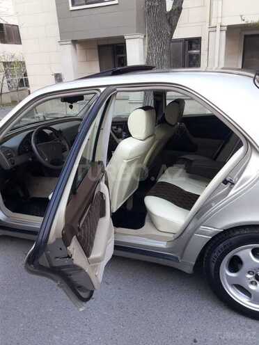 Mercedes C 230 1997, 333,000 km - 2.3 л - Bakı
