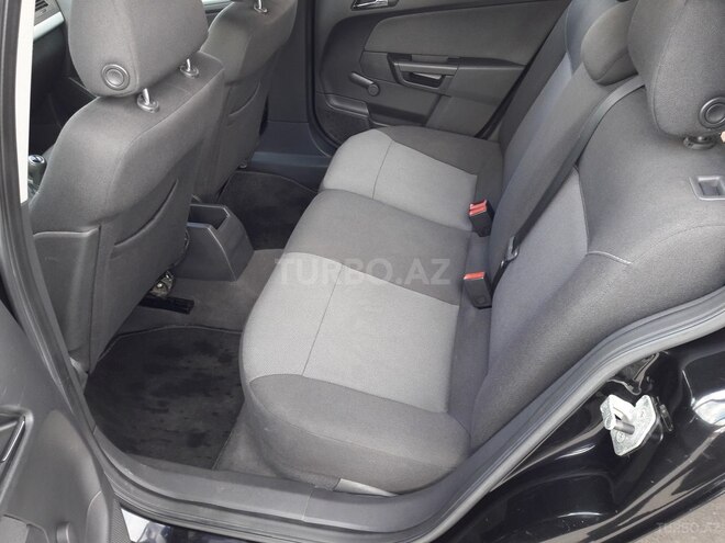 Opel Astra 2006, 131,000 km - 1.4 l - Bakı