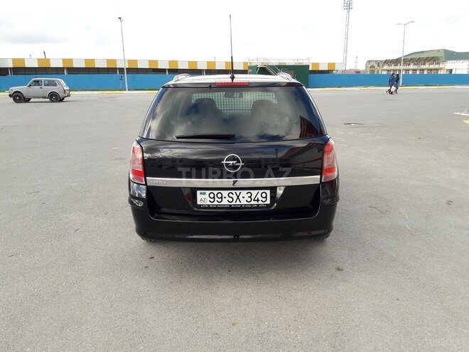 Opel Astra 2006, 131,000 km - 1.4 l - Bakı