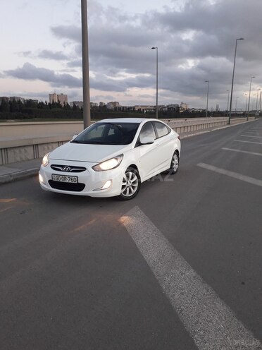 Hyundai Accent 2011, 114,000 km - 1.6 l - Bakı
