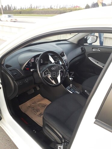 Hyundai Accent 2011, 114,000 km - 1.6 l - Bakı