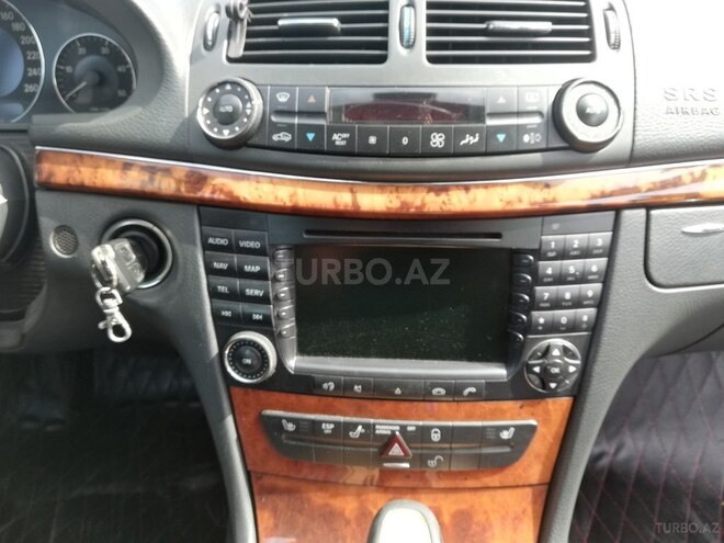 Mercedes E 220 2002, 221,000 km - 2.2 l - Bakı