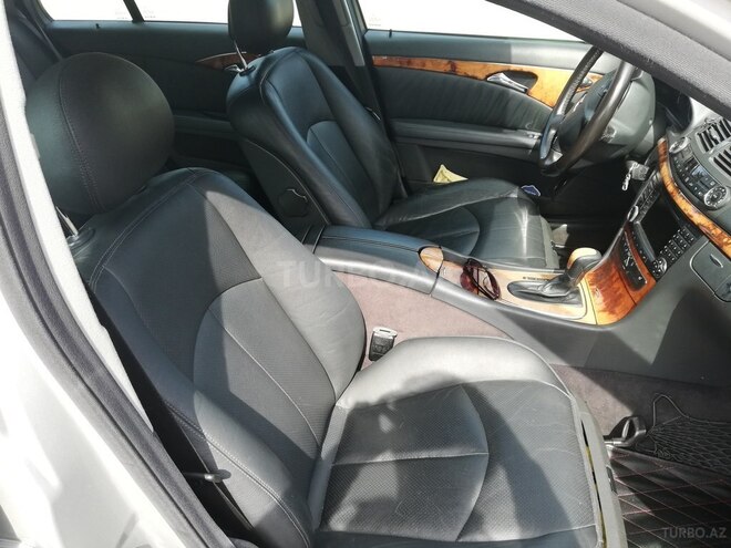 Mercedes E 220 2002, 221,000 km - 2.2 l - Bakı