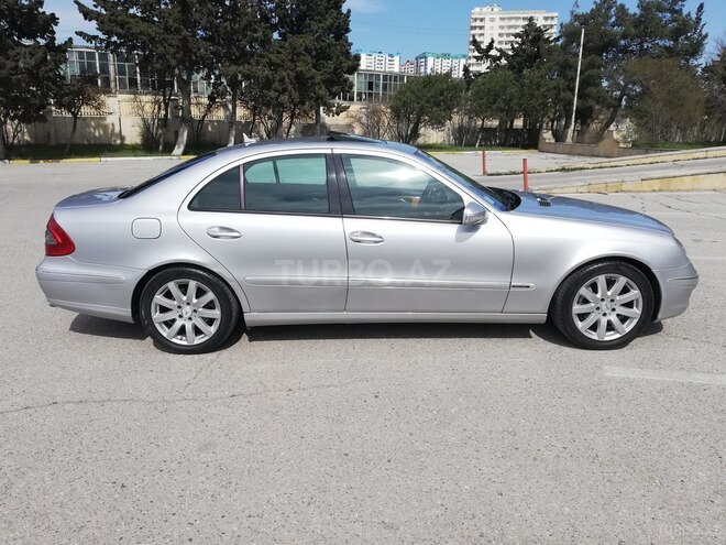 Mercedes E 220 2002, 221,000 km - 2.2 l - Bakı