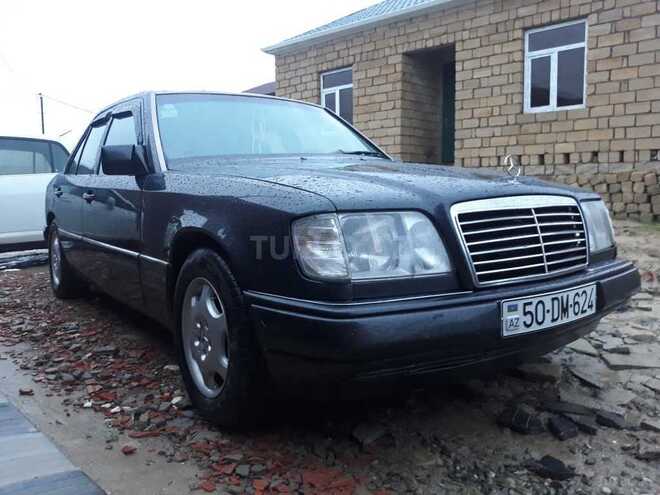Mercedes E 220 1994, 350,000 km - 2.2 l - Sumqayıt