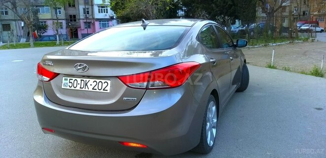Hyundai Elantra 2013, 54,978 km - 1.8 l - Sumqayıt