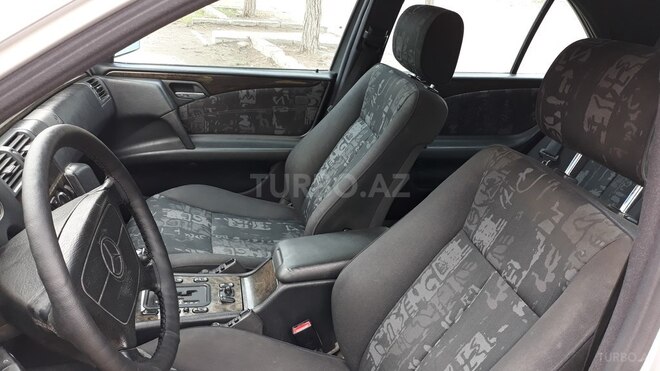 Mercedes E 200 1998, 289,000 km - 2.0 л - Gəncə