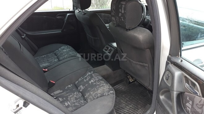 Mercedes E 200 1998, 289,000 km - 2.0 л - Gəncə