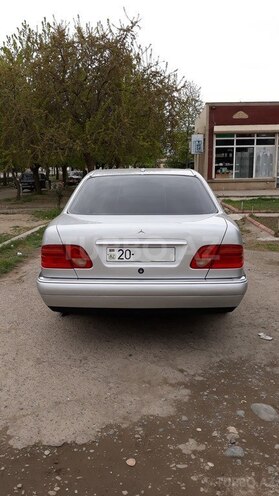 Mercedes E 200 1998, 289,000 km - 2.0 л - Gəncə
