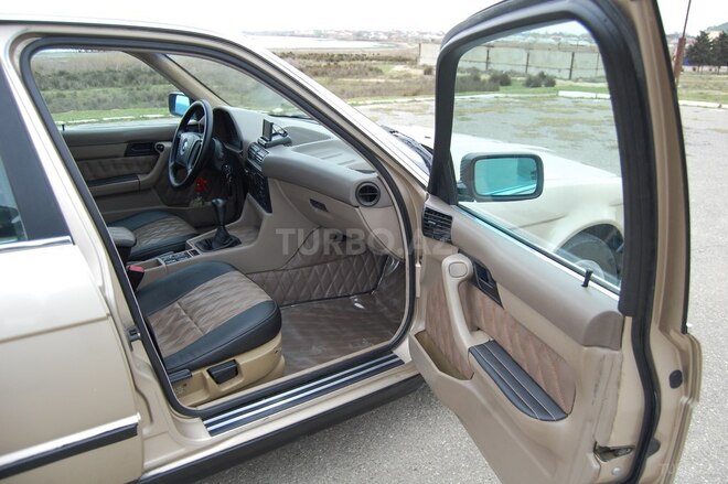 BMW 520 1993, 385,000 km - 2.0 l - Bakı