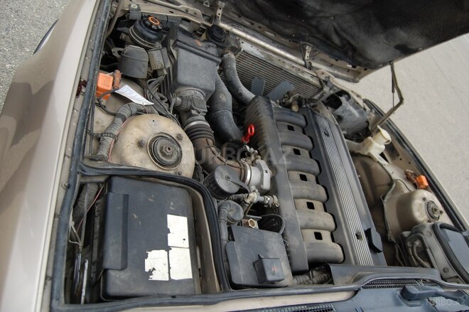 BMW 520 1993, 385,000 km - 2.0 l - Bakı