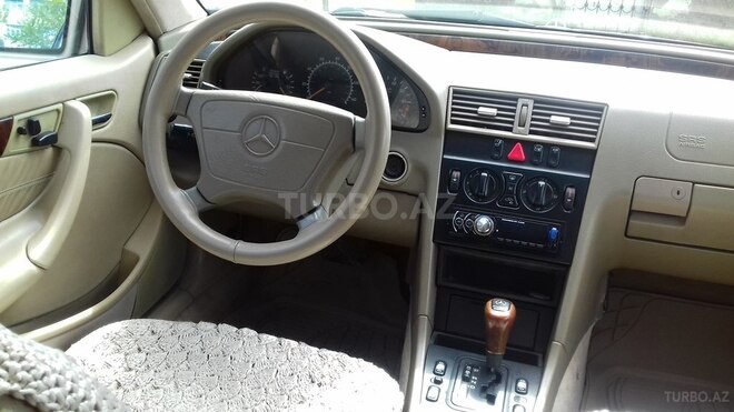 Mercedes C 230 1999, 280,000 km - 2.3 l - Sumqayıt