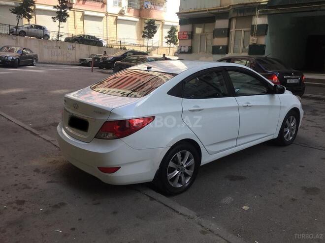 Hyundai Accent 2012, 142,000 km - 1.6 l - Bakı